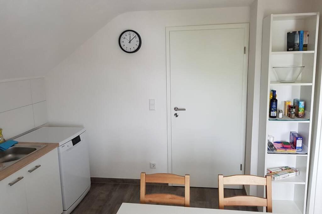 Dachwohnung Eyb Mit 3 Schlafzimmern Ansbach Buitenkant foto